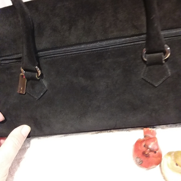 💖Host Pick- Stuart Weitzman suede satchel - Picture 5 of 9